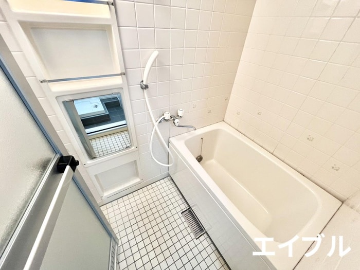 バス／シャワールーム等 ﾛｰﾚﾙﾊｲﾂ南福岡1号棟(1106)