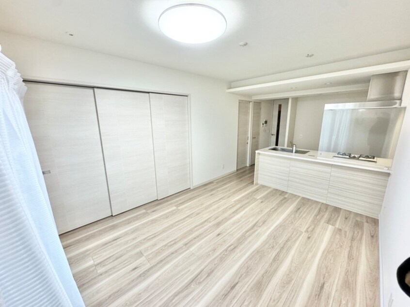 居室 ｸﾞﾗﾝﾄﾞﾊﾟﾚｽ黒崎ﾗﾝﾄﾞﾏｰｸｽ（405）