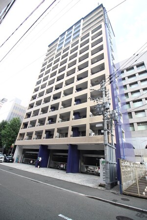 ｴﾝｸﾚｽﾄ博多駅前Ⅲ（1303）