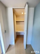 収納 オリーヴァ東櫛原　A棟