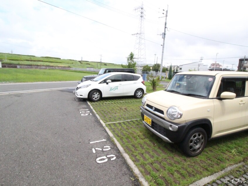 駐車場 オリーヴァ東櫛原B棟