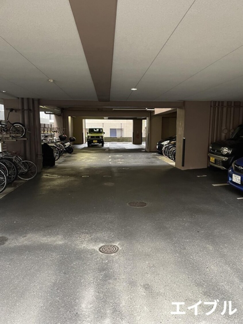 駐車場 カメリアライジング２１麦野