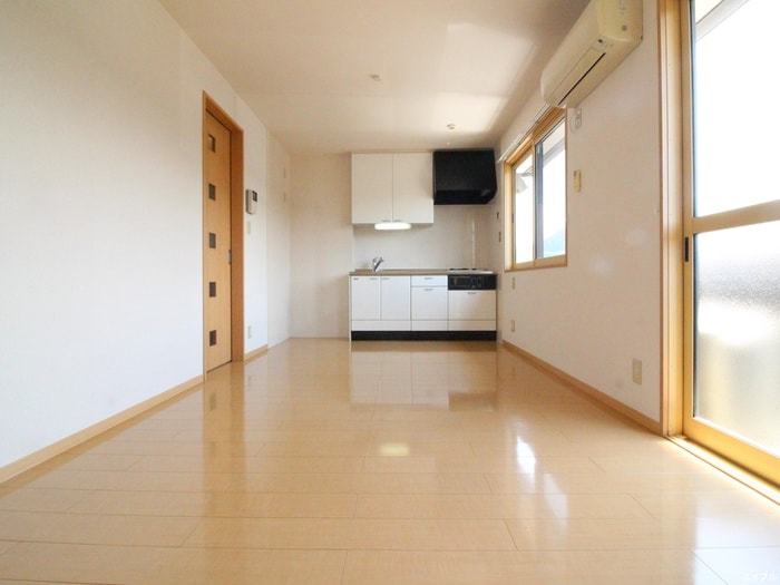 居室 リビングタウン ＹＯＵＴＨ Ａ棟