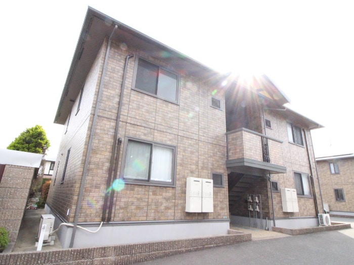 外観写真 リビングタウン ＹＯＵＴＨ Ａ棟