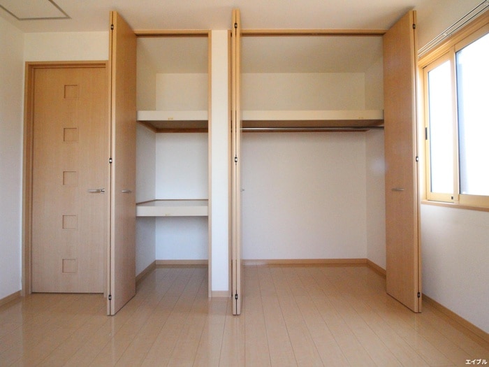 収納 リビングタウン ＹＯＵＴＨ Ａ棟