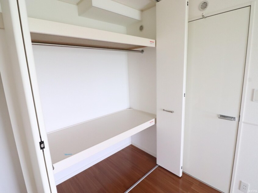 収納 アンソレイユ