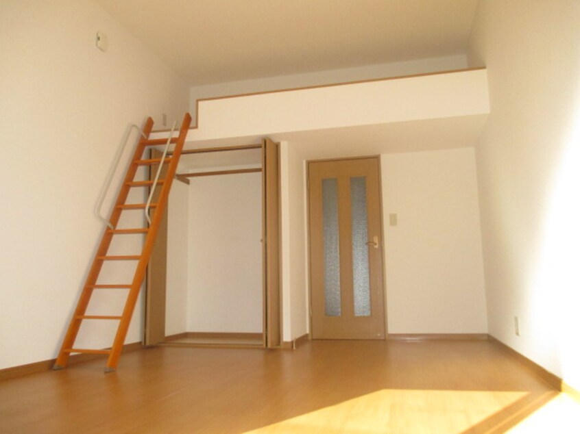 収納 上野ハイツ