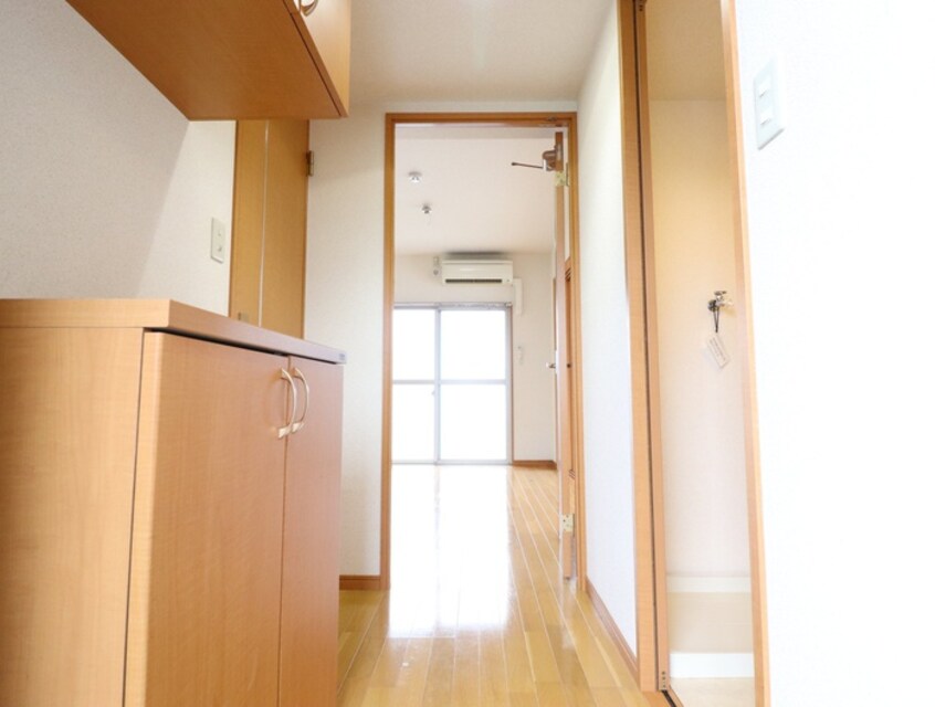 廊下 レシェンテヴィラ日の里