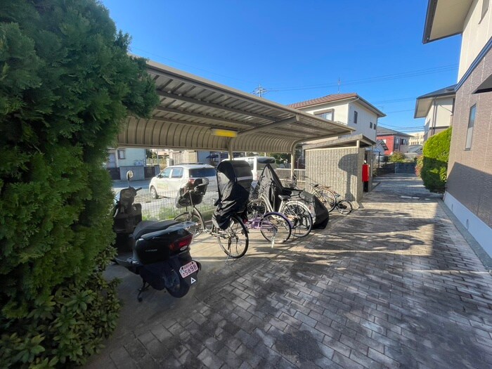 駐輪場 ハイカム－ル津福Ａ
