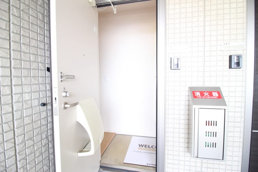 玄関 ペールド・ルーチェ　Ｂ棟