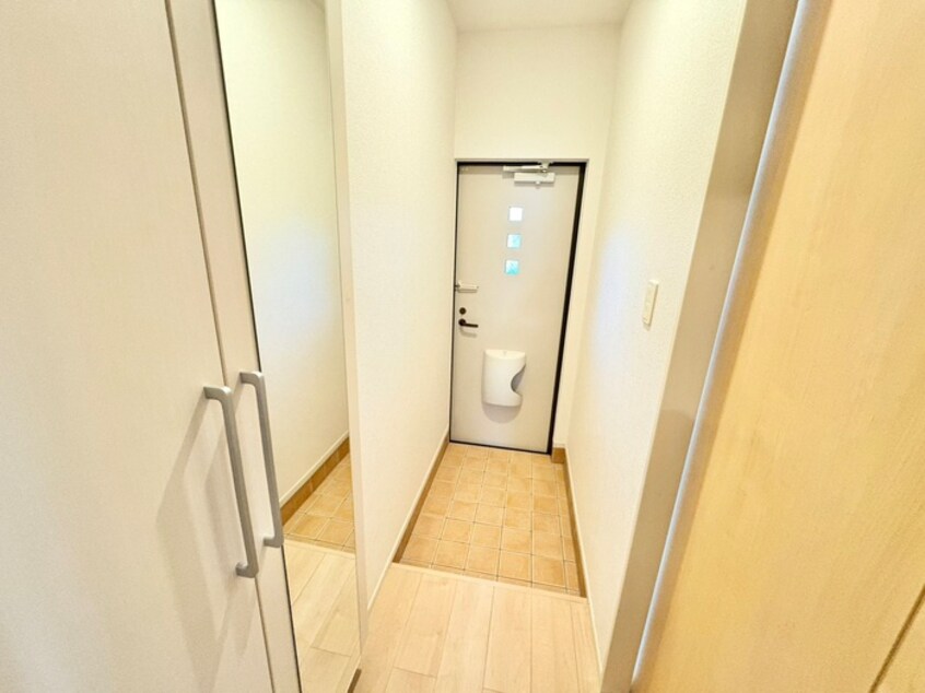 玄関 サンデリアーナⅢＢ棟