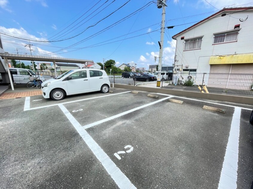 駐車場 コートプルニア