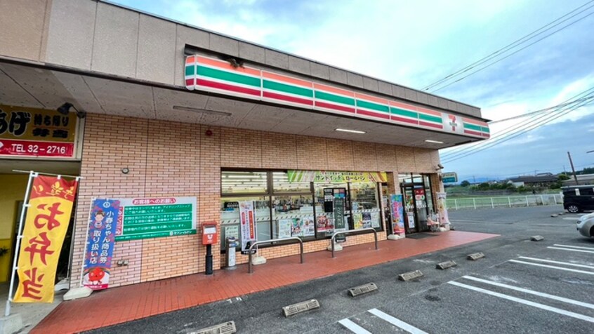 セブンイレブン中津原店(コンビニ)まで954m 一本松アパート