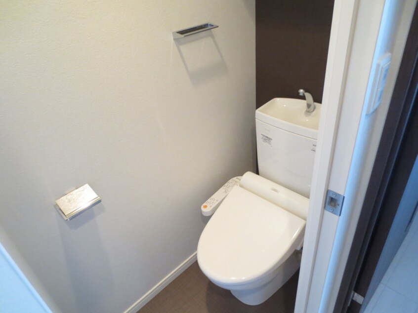 トイレ ｴﾝｸﾚｽﾄNEO博多駅南(1008)