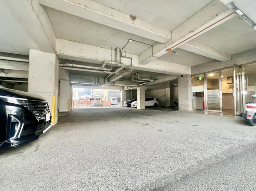 駐車場 fairebriller黒崎