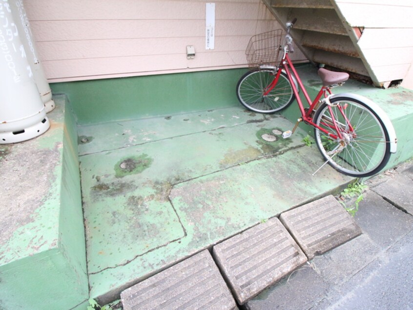 駐輪場 ウエスト ヴィラ