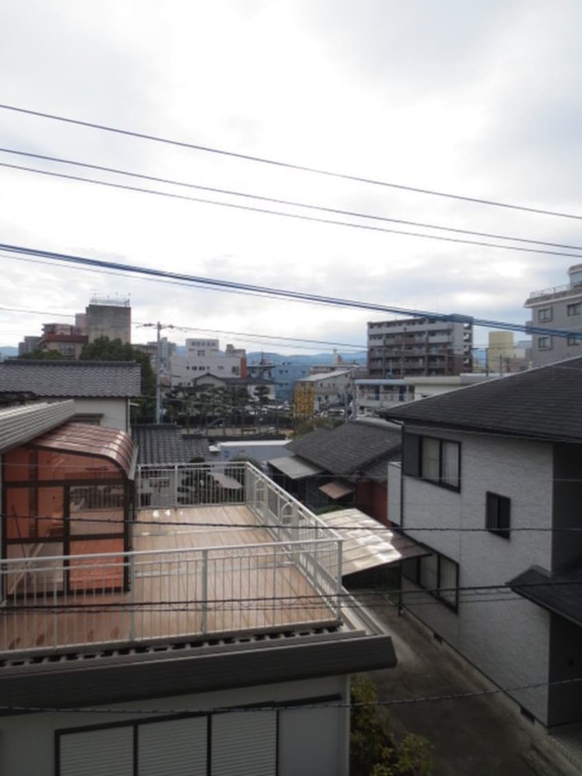 室内からの展望 キャトルセゾン下大利