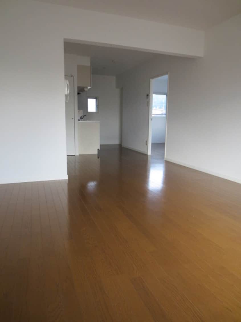 内観写真 キャトルセゾン下大利