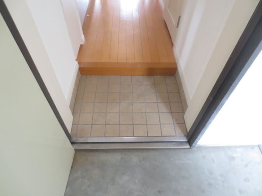 玄関 アース・フレンドリー大濠