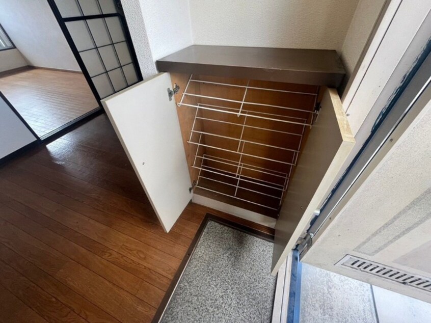 玄関 タウニィコンドウ