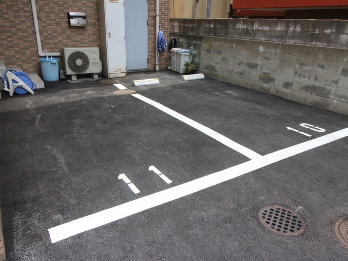 駐車場 ラフィ－ネ西嶋