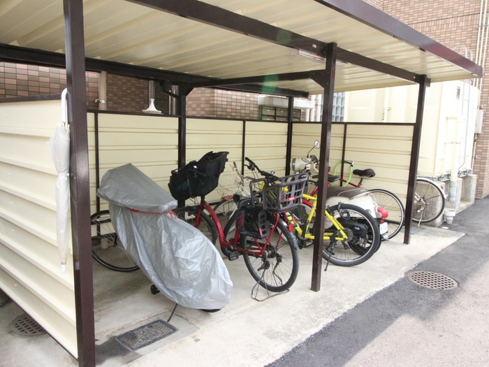 駐輪場 ラフィ－ネ西嶋