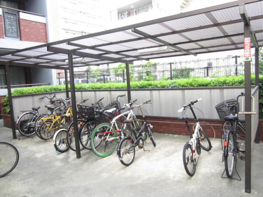 駐輪場 ロマネスク東町(701)