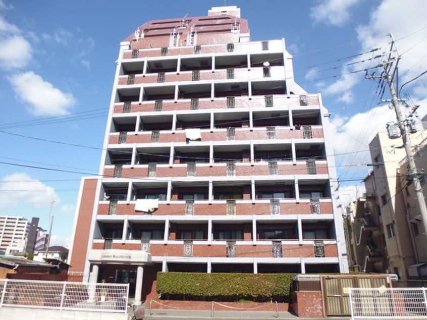 エントランス部分 ロマネスク東町(701)