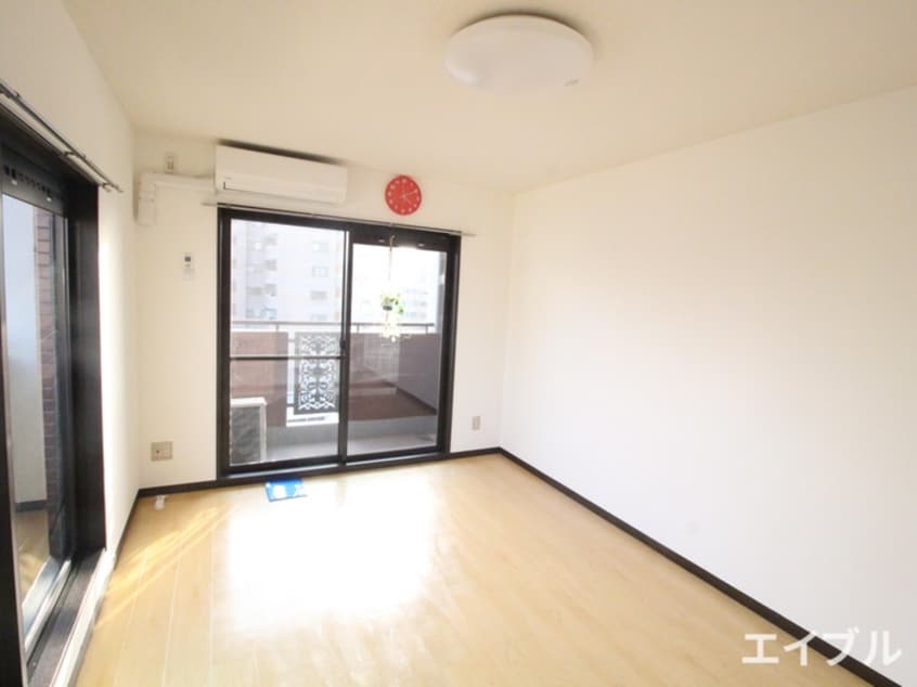 居室 ロマネスク東町(701)