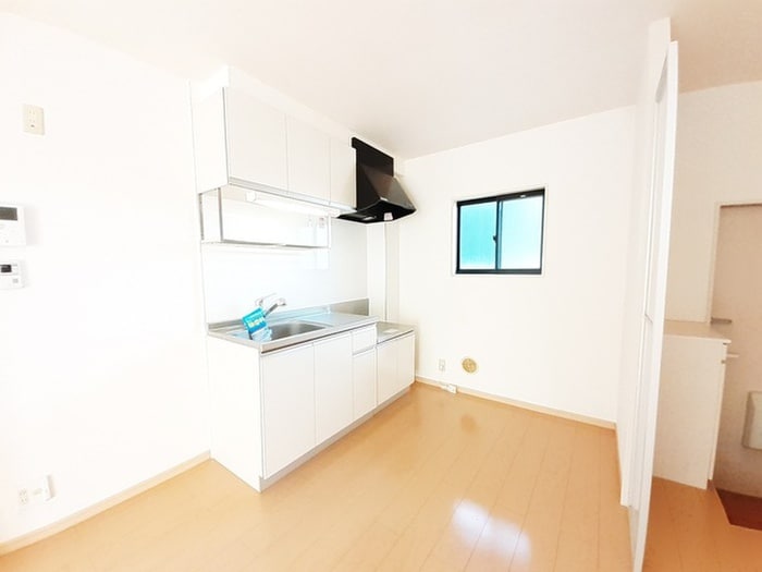 キッチン クレスト太刀浦Ａ