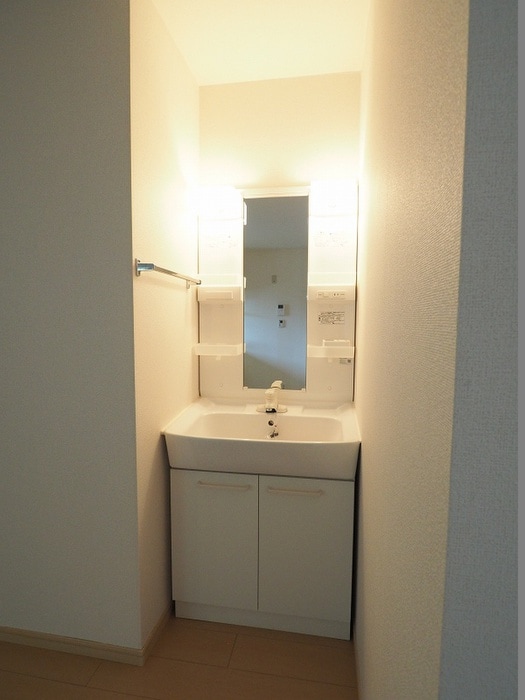 洗面 クレスト太刀浦Ａ