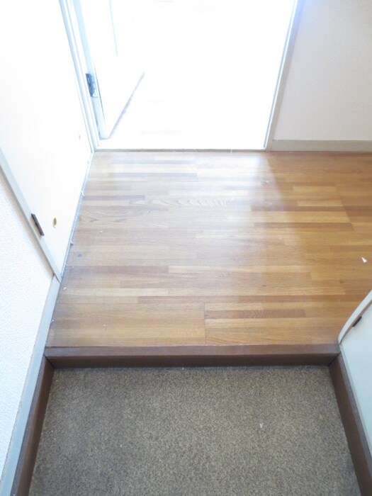 廊下 サンハッコービル