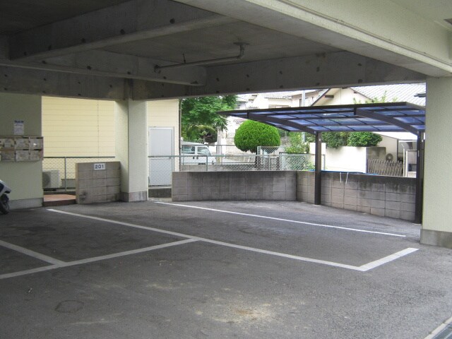 駐車場 マークハイツ若葉