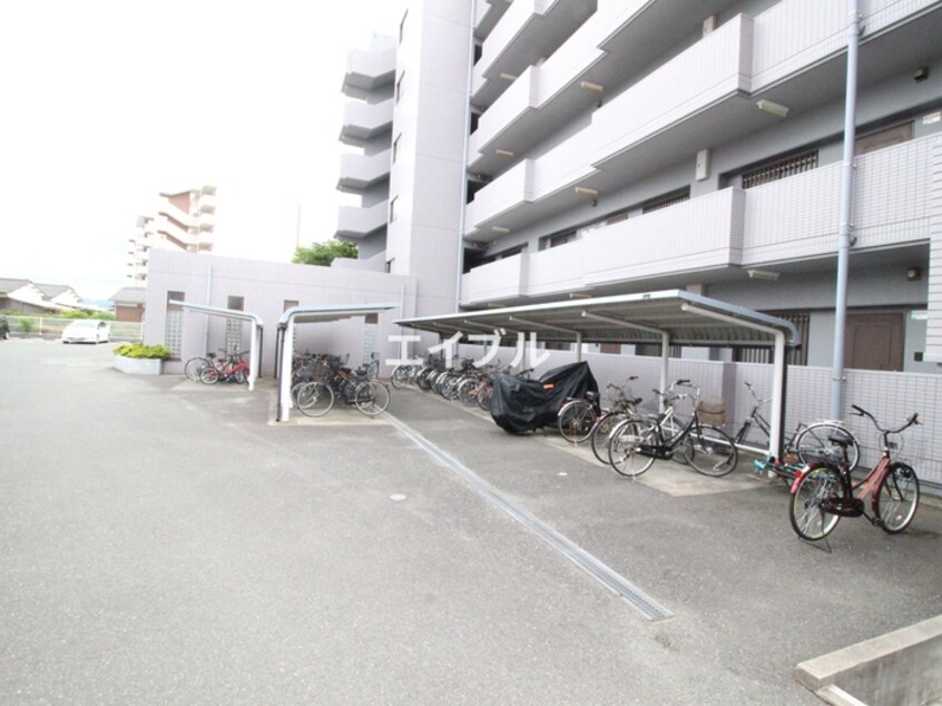 駐輪場 アザレ久留米