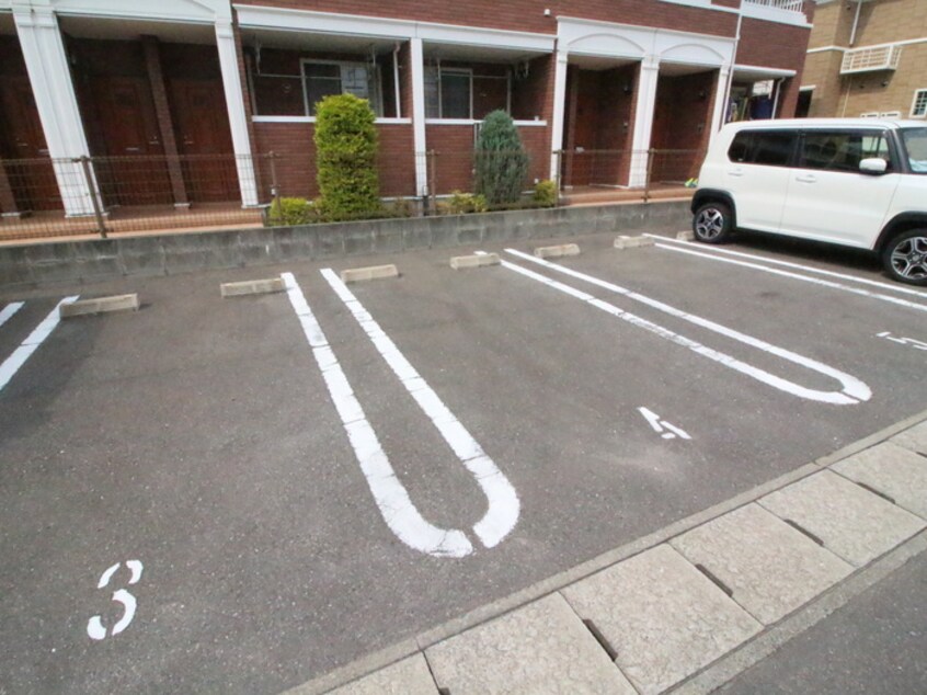 駐車場 ブランシェⅡ