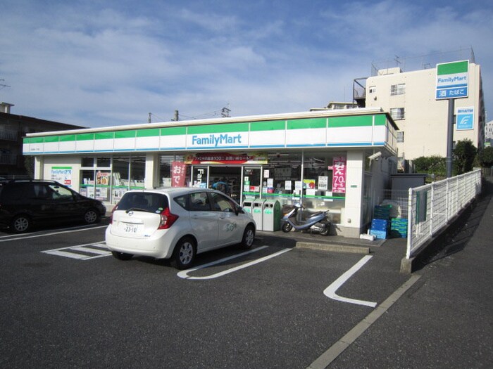 ファミリーマート　小倉赤坂一丁目店(コンビニ)まで210m ｳﾞｨﾗ・ﾊﾟﾙｺＡ棟