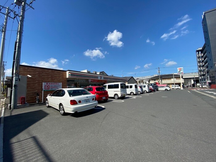 セブン-イレブン 小倉貴船町店(コンビニ)まで180m プライマリー大手町