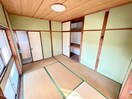 居室 牧山3丁目戸建