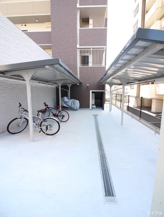 駐輪場 U´s Residence 門司港 ｵｰｼｬﾝﾃﾗｽ