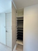 靴箱 U´s Residence 門司港 ｵｰｼｬﾝﾃﾗｽ