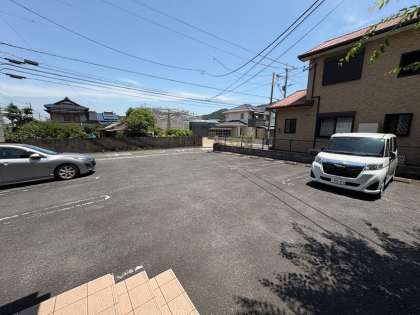 駐車場 グランドフェニックス