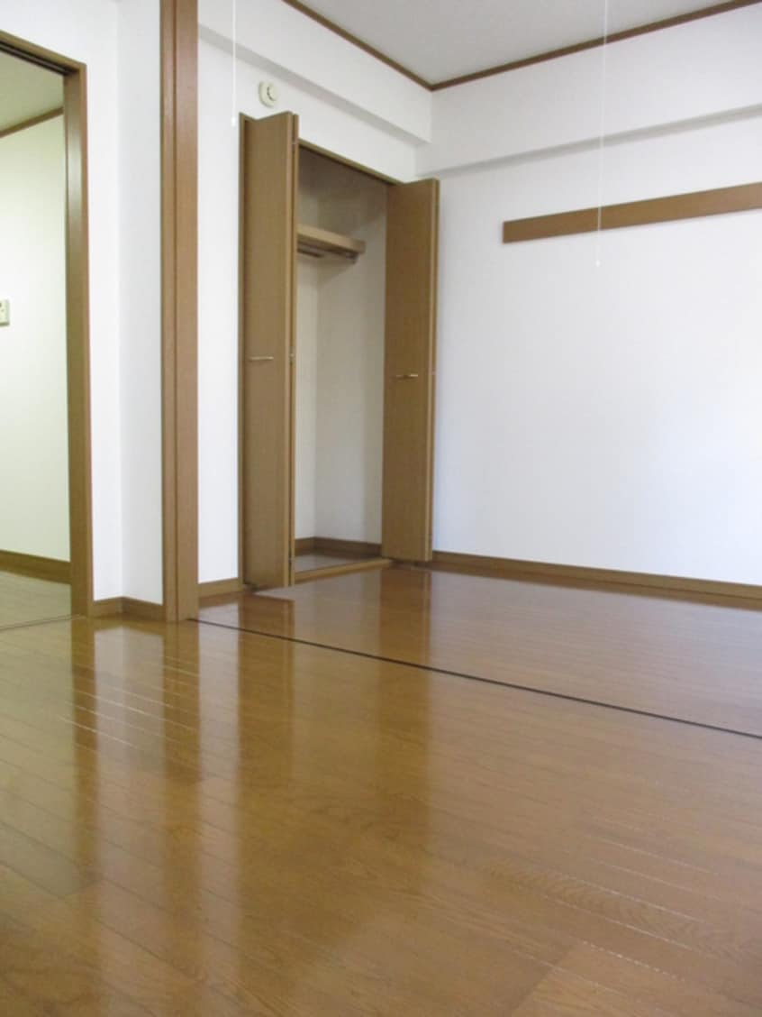 居室 グランドフェニックス