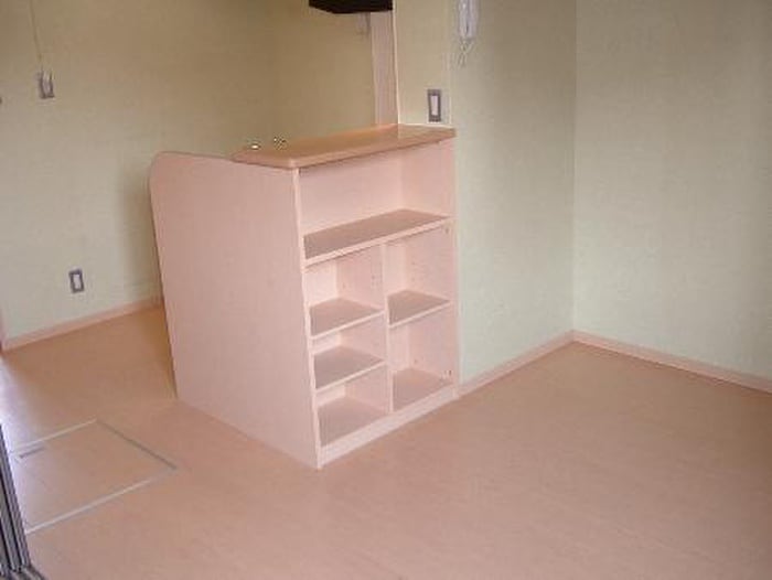 居室 フロ－ラ国分