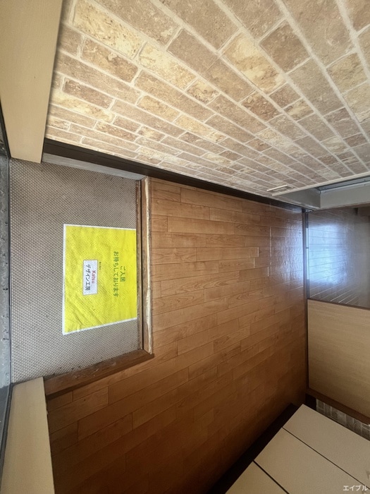 玄関 ルシエ－ル３