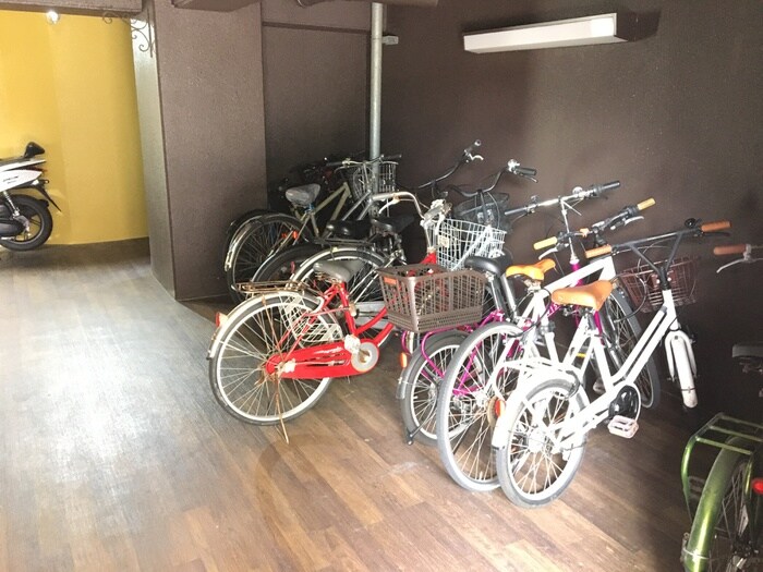 駐輪場 アフロス室見