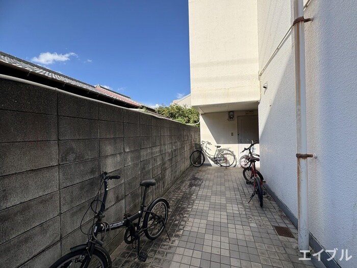 エントランス部分 コスモハイツ大橋