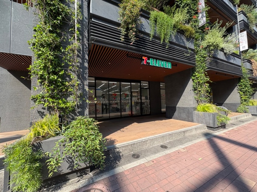 セブンイレブン(スーパー)まで560m コスモハイツ大橋