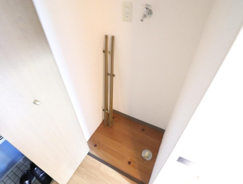 洗濯機置場 レディスコスモ