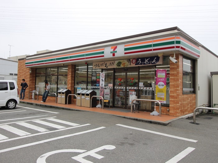 セブンイレブン福岡流通センター店(コンビニ)まで256m ｽﾀｼﾞｵ･ｱﾊﾟ-ﾄﾒﾝﾄ･ｵｸﾀﾞ