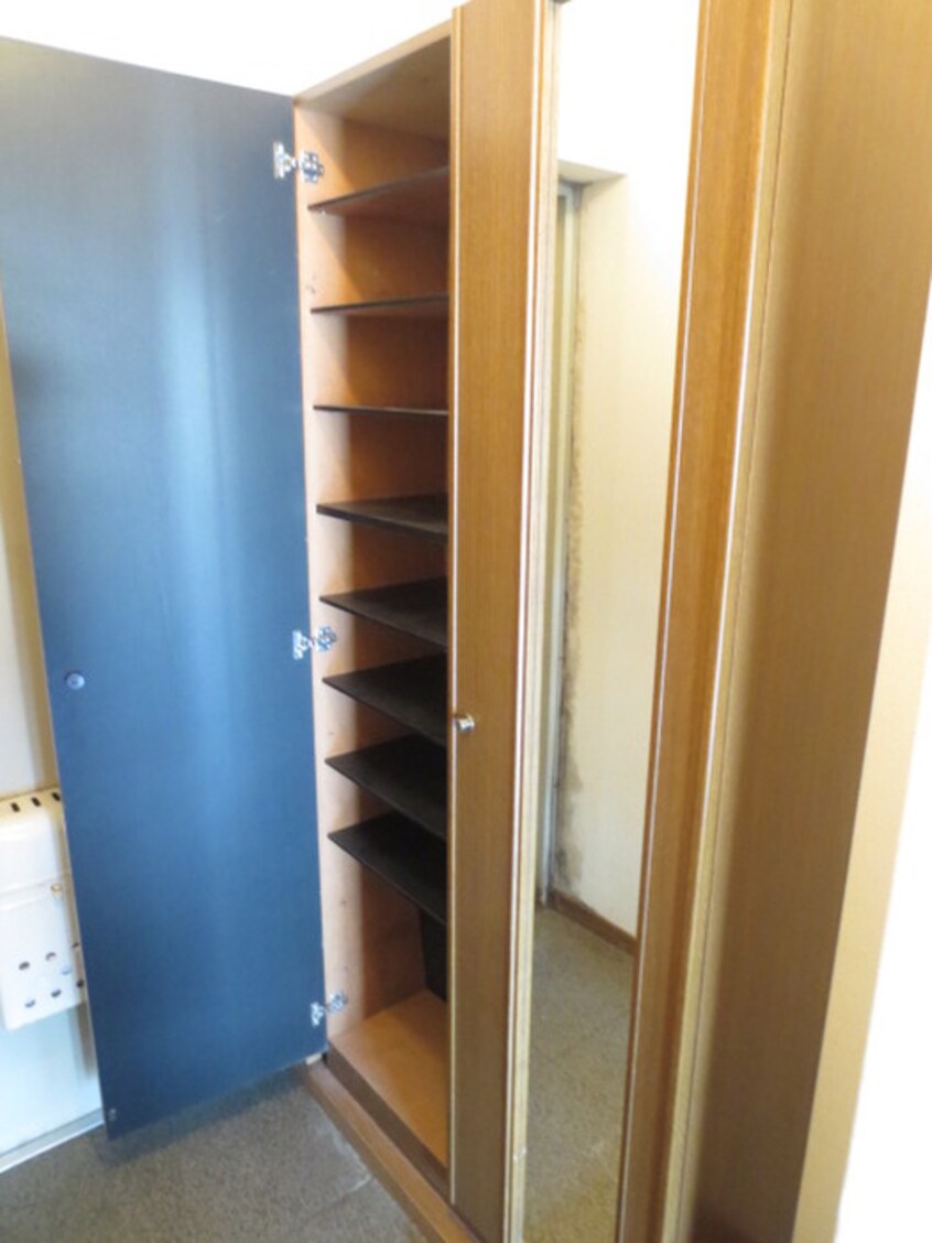 靴箱 グランデージ空港南